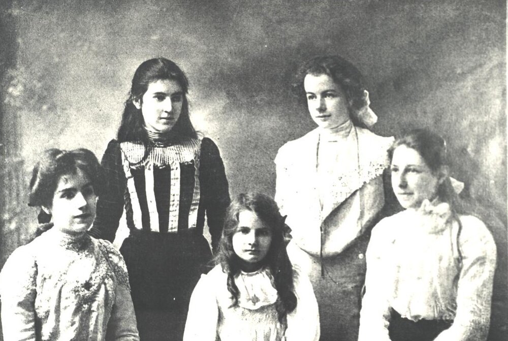 Some College Faces, c.1896 (first photo of star)