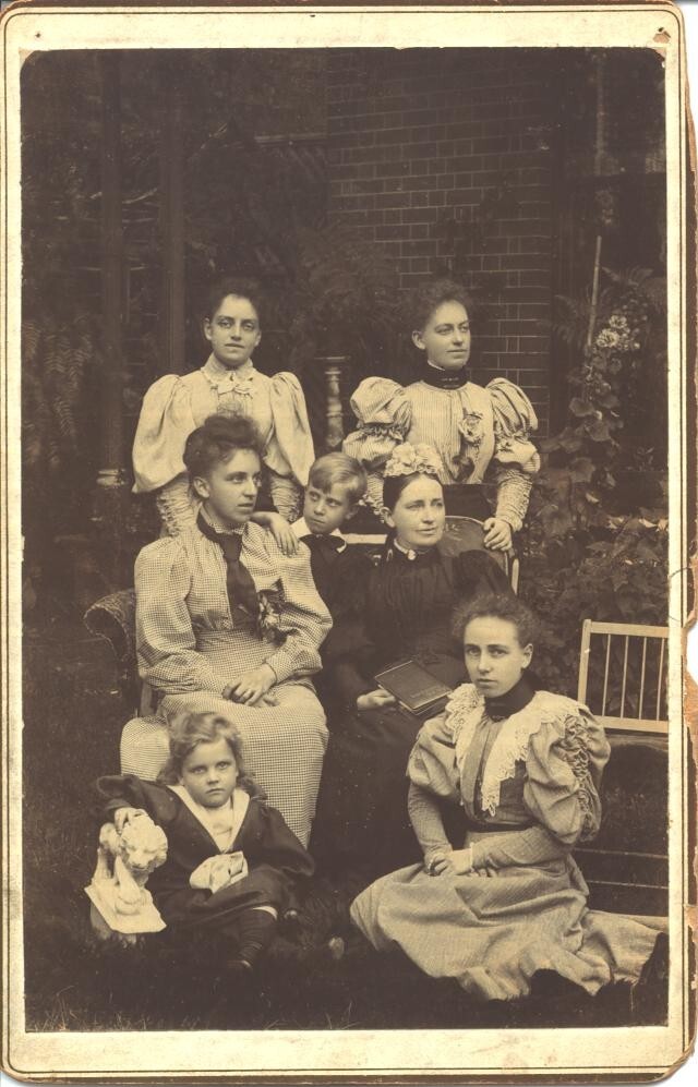 Graham Family, 1897