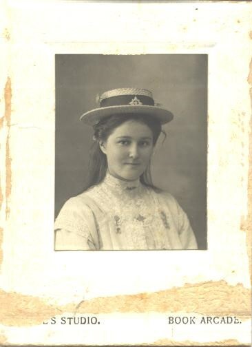 Portrait of "Florrie", c.1900s