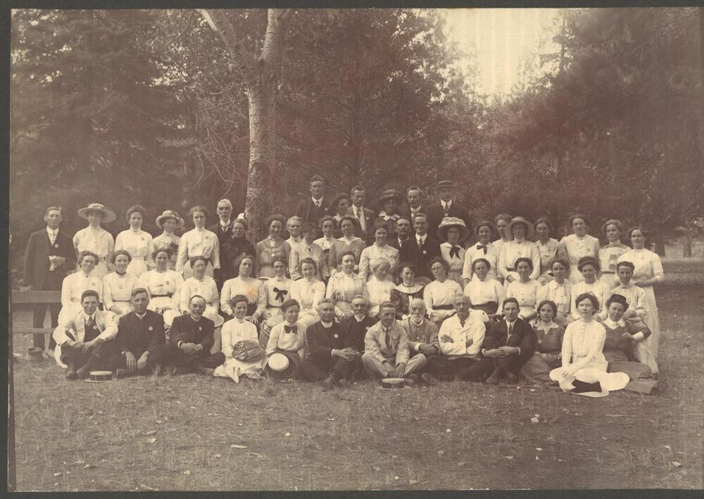 Unidentified Group of Picnicers, c.1900