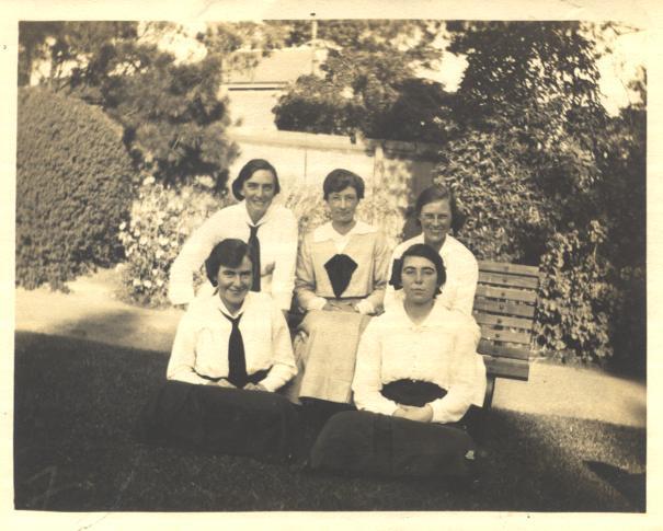 Students with Miss Grace Pitts, c.1918