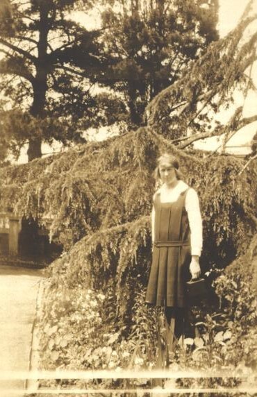 Isabel Rodger, 1924
