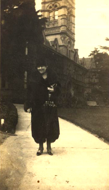 Mrs Fitchett, 1927