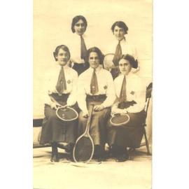 Tennis Champions, 1913