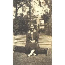 Miss McGeckie, 1927