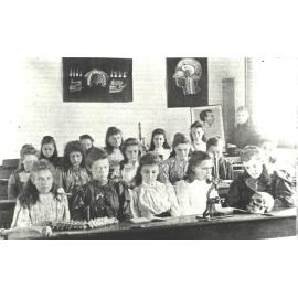 Physiology Class, c.1896