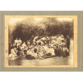 Picnic, 1899