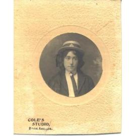 Portrait of Vera Loft, 1910