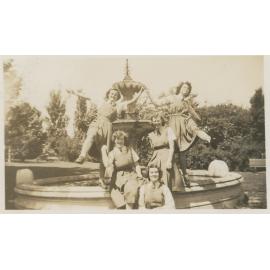 Photo of Prefects Judy Lee, Betty Rogers, Barbara Binder, Margaret Rentoul & Joyce Page, 1943