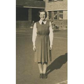 Photo of "Noni" (Margaret) Rentoul at MLC 1941