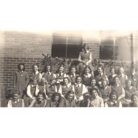 Photograph of class Lower IVd, 1948